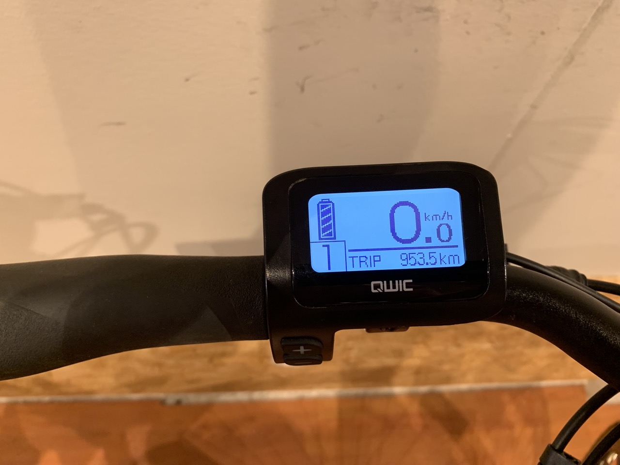65: Qwic Premium MN7D