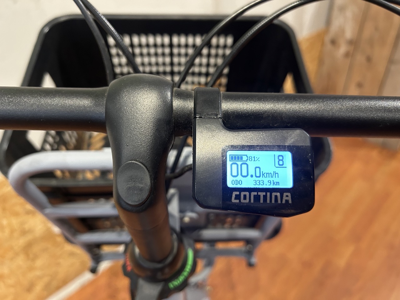 85: Cortina E-U4 Solid