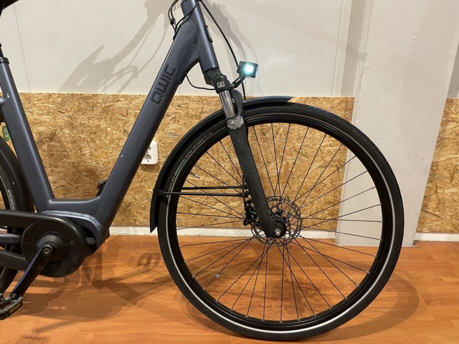 31: Qwic Premium MN7D+ (Leenfiets 3473 - V. C. Likumahua)
