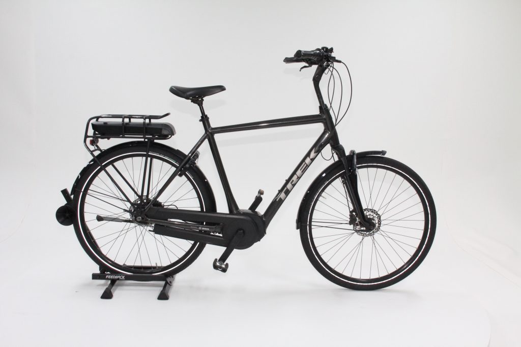 03: Trek District 4+