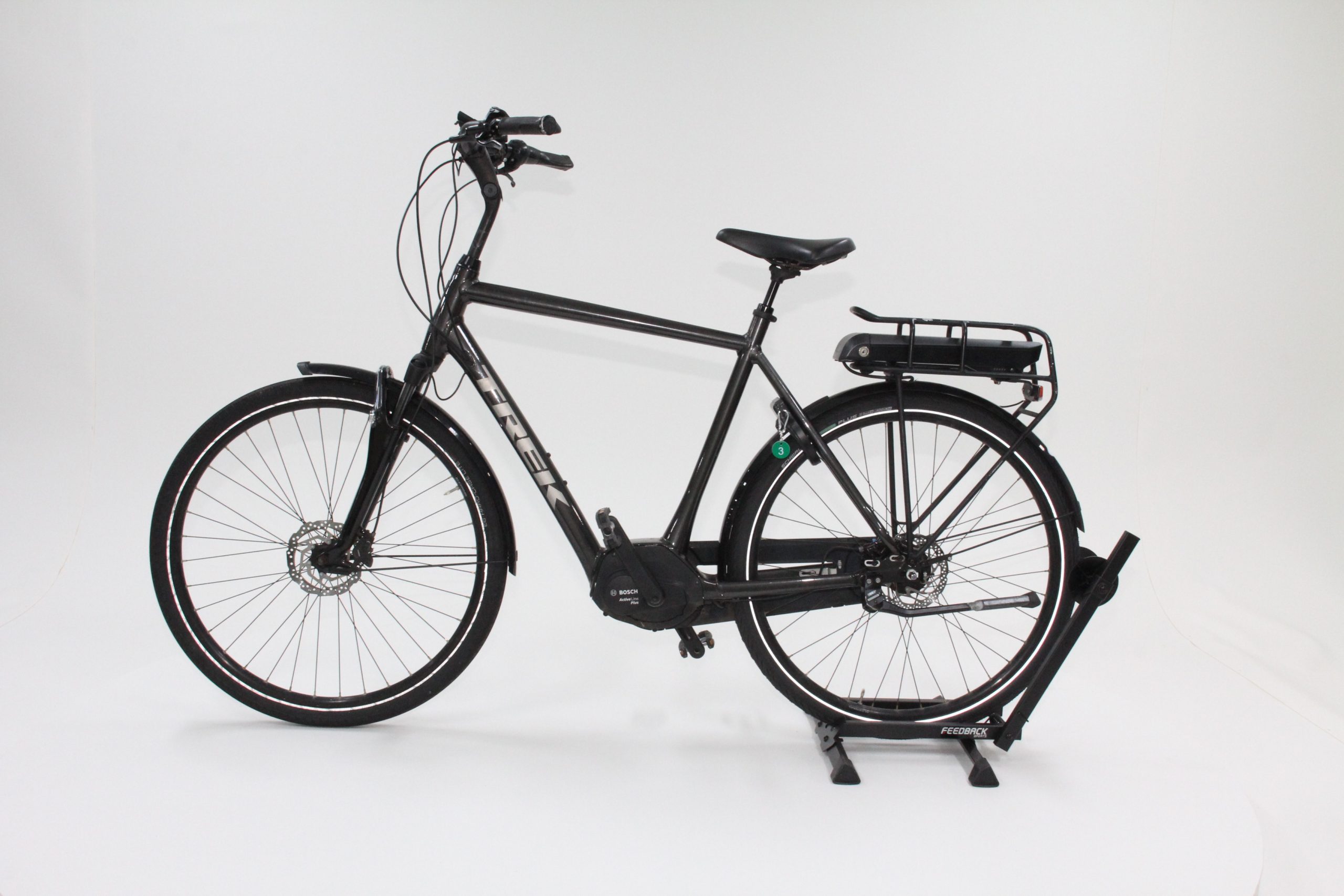 03: Trek District 4+