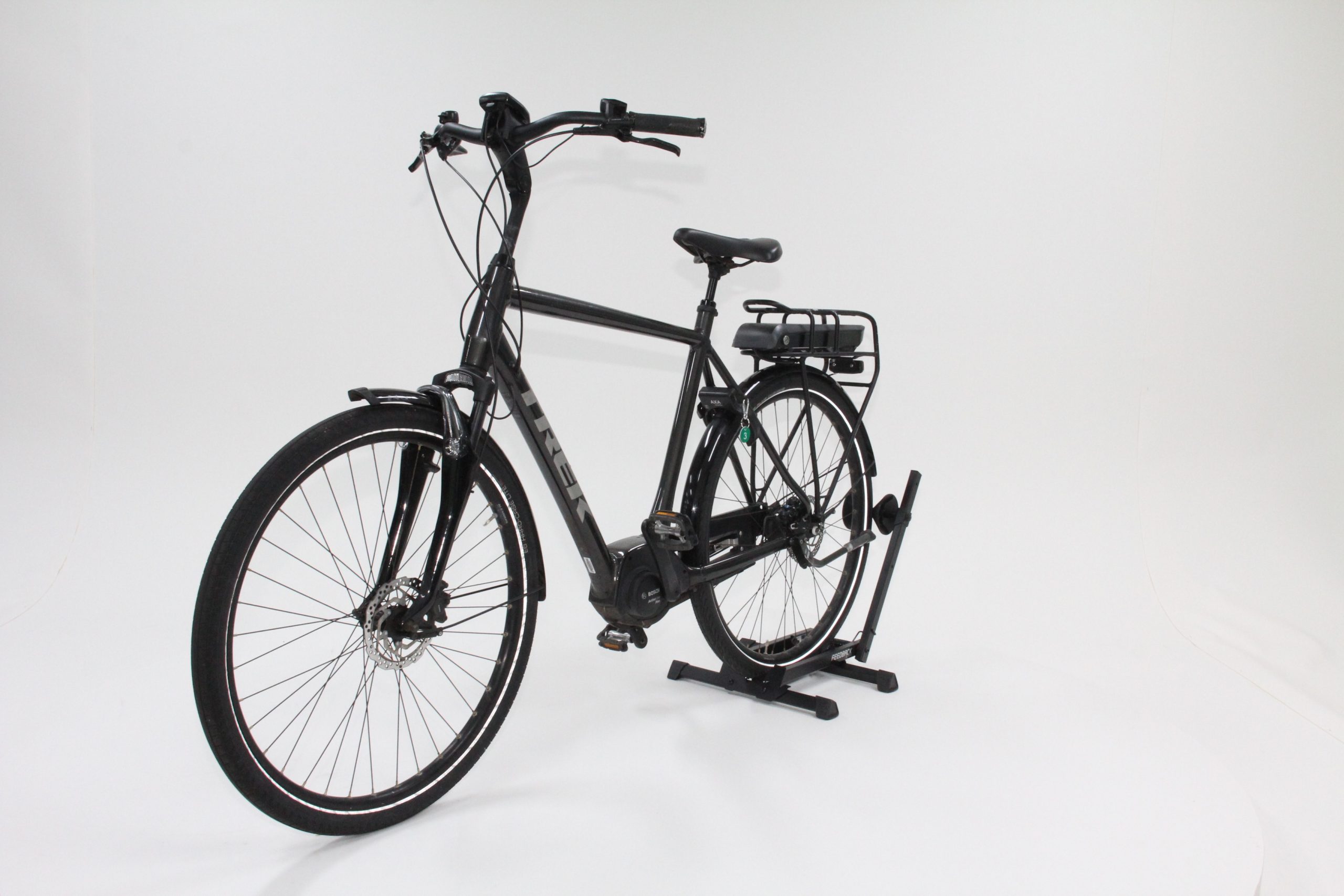 03: Trek District 4+