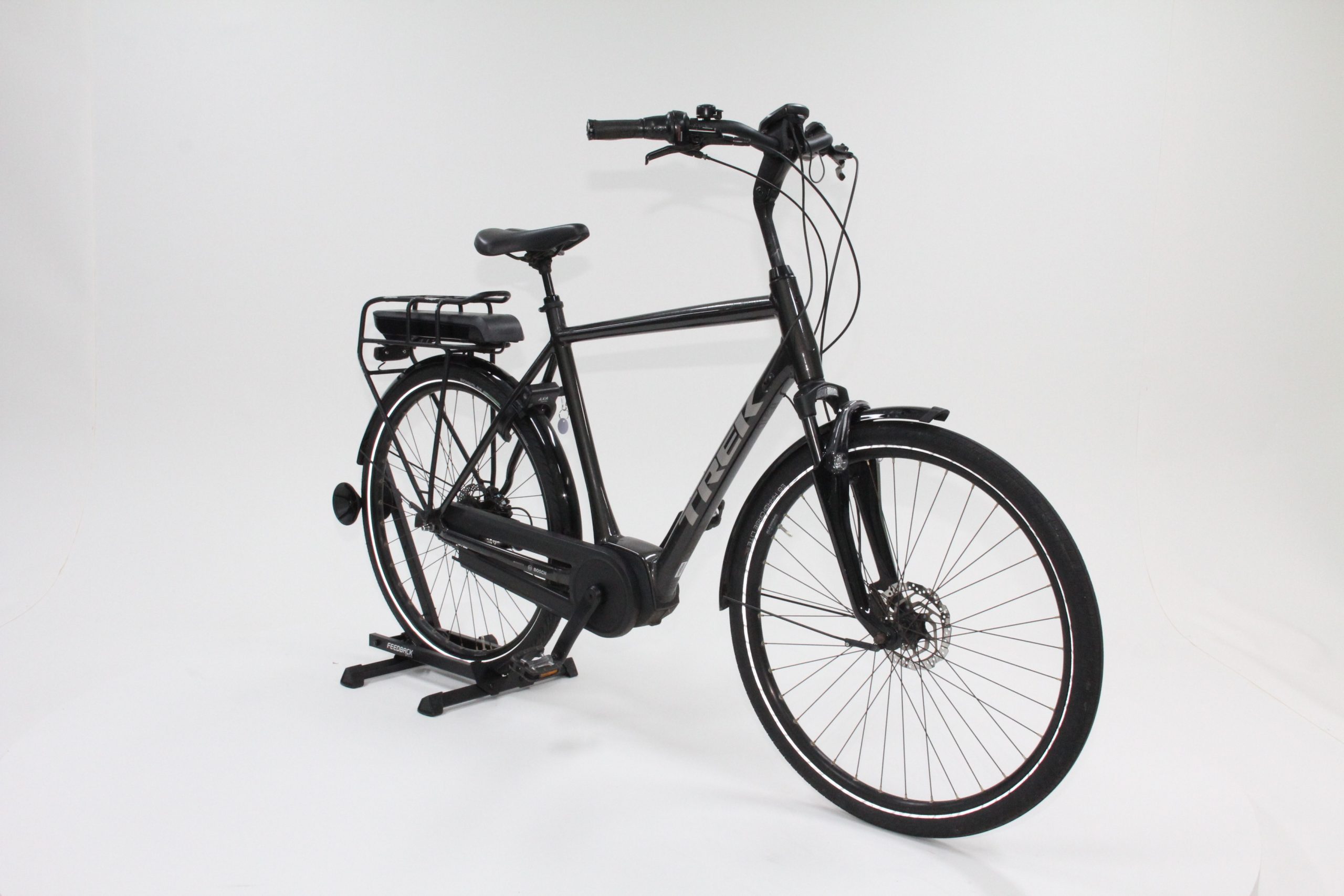 03: Trek District 4+