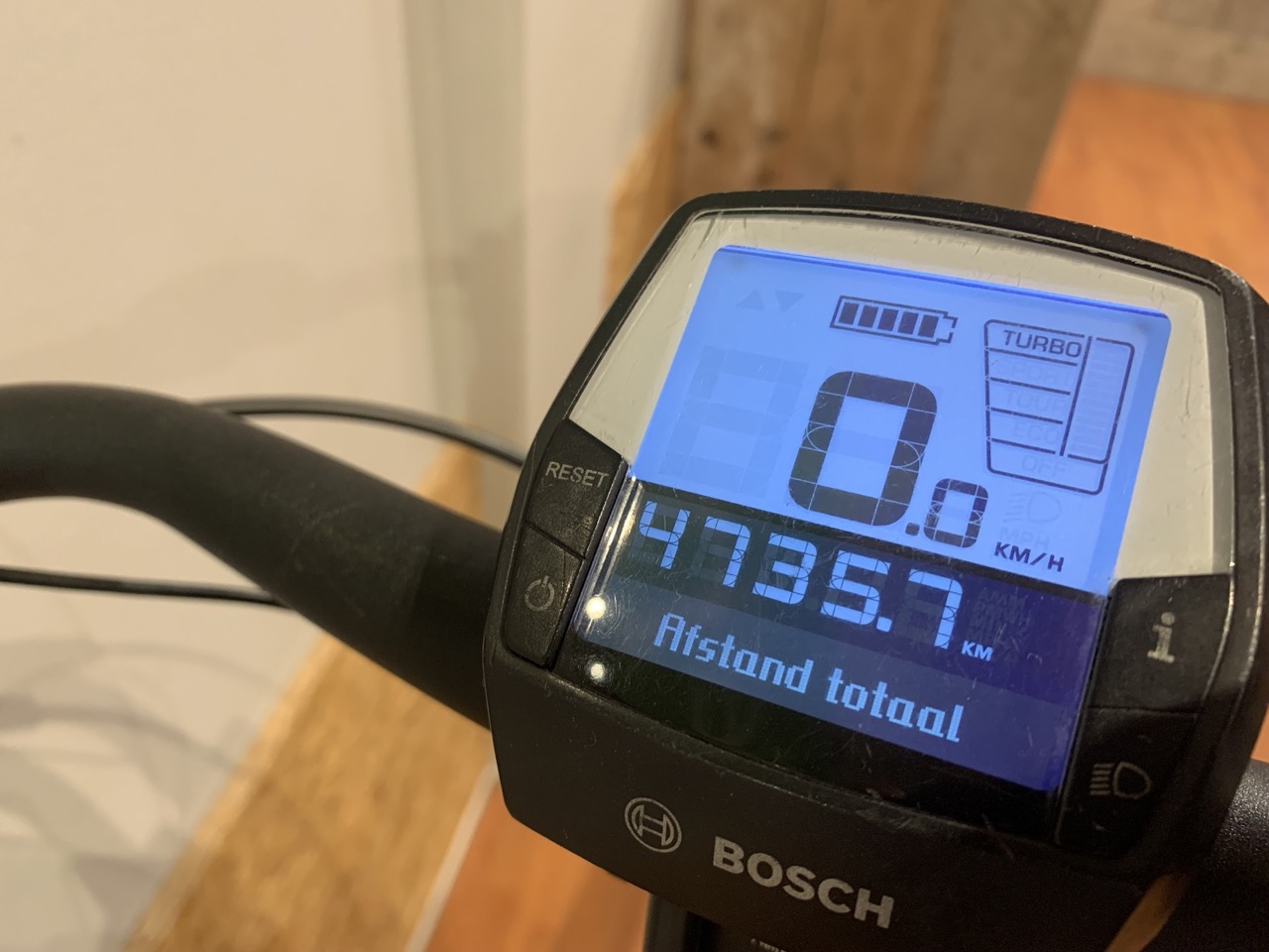 03: Trek District 4+