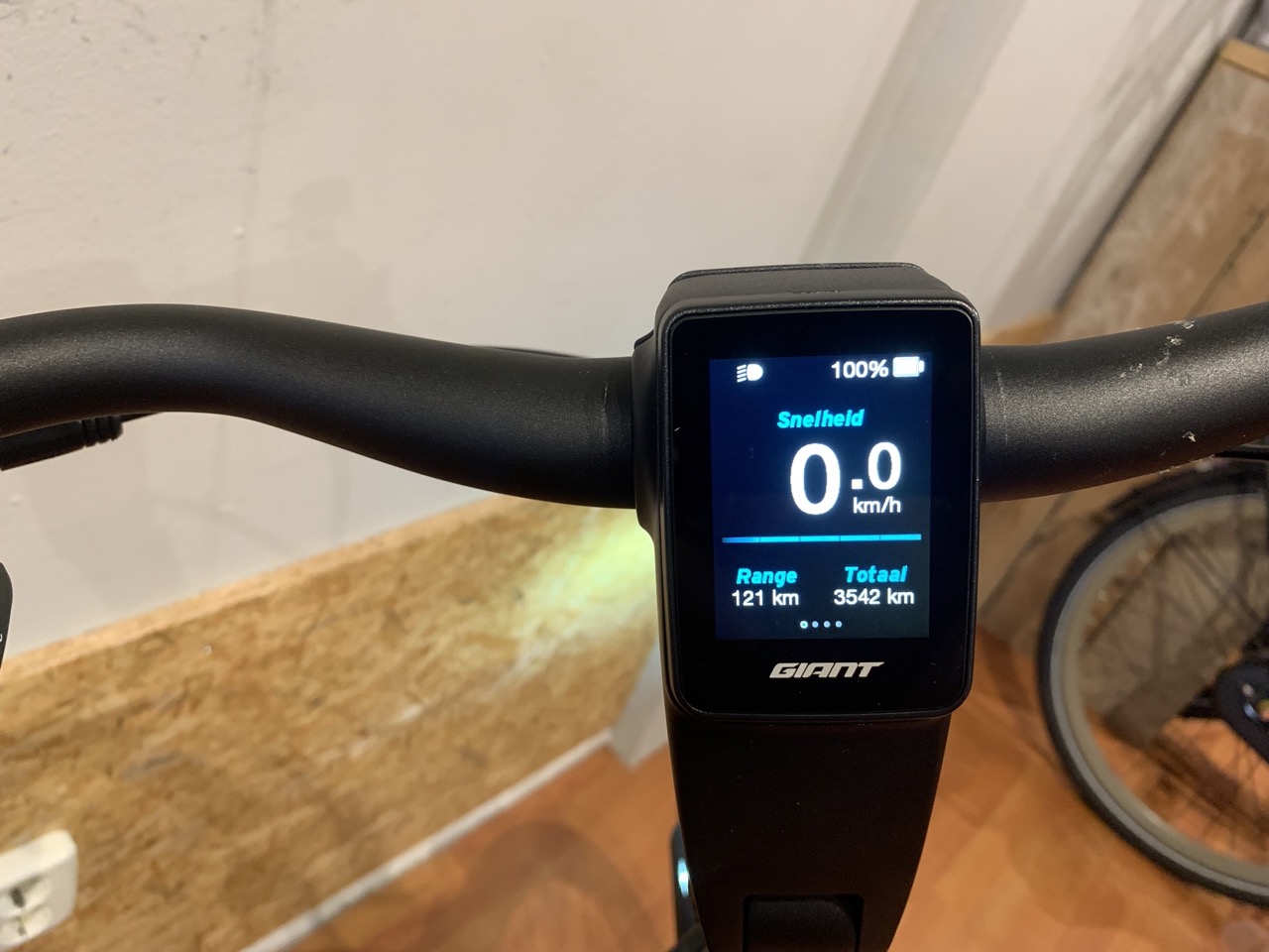 54: Giant Daily Tour E+