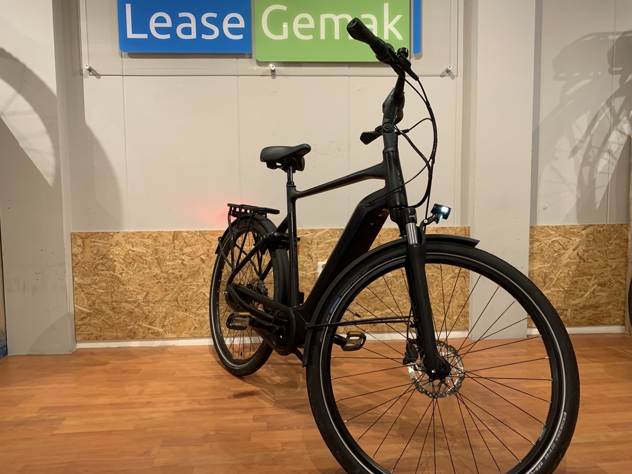 54: Giant Daily Tour E+