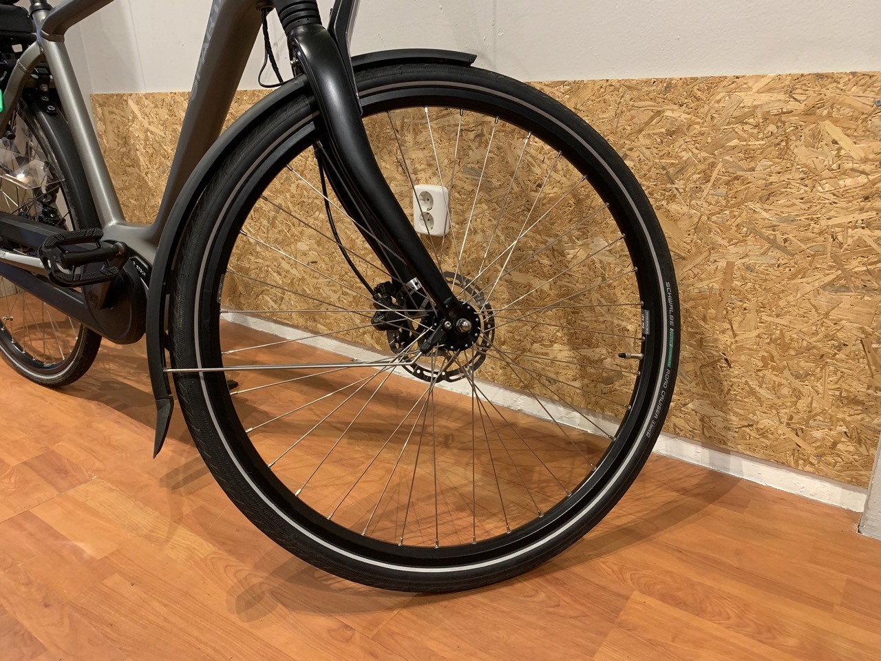 53: Sparta A-Shine M8b