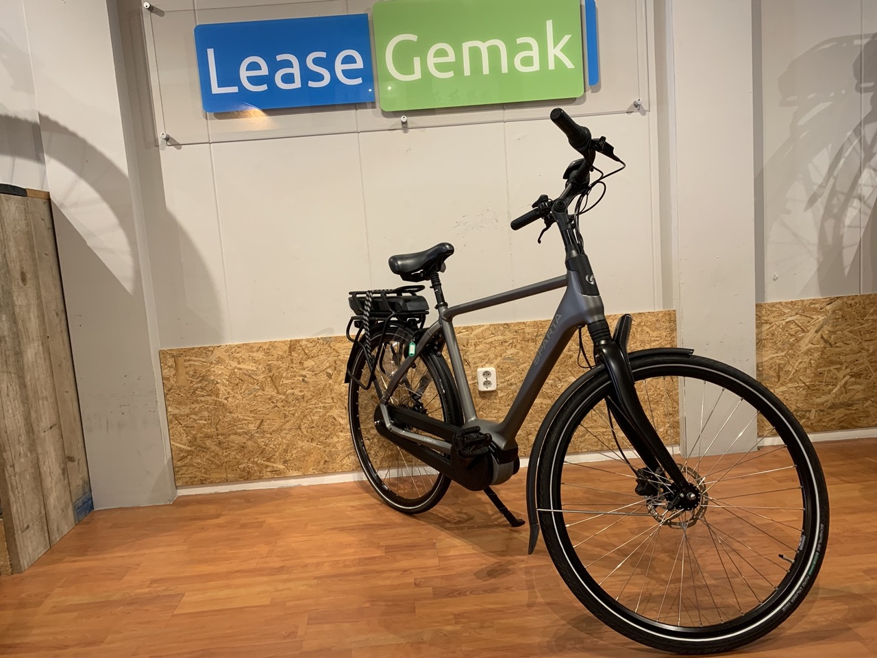 53: Sparta A-Shine M8b