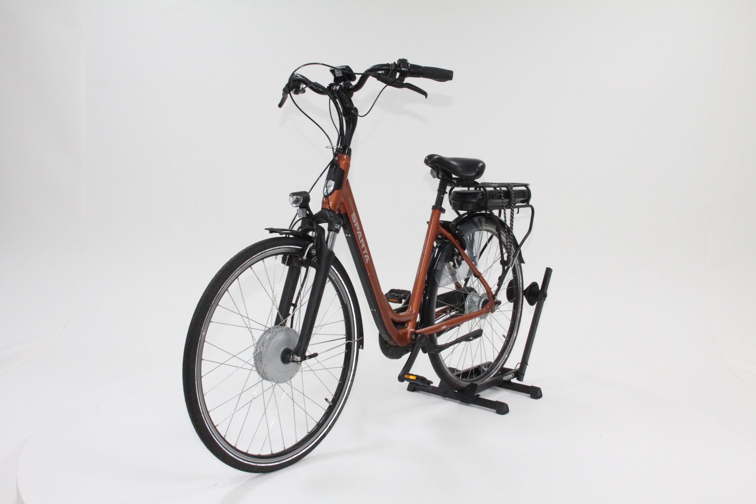 33: Sparta A-lane Energy F8E