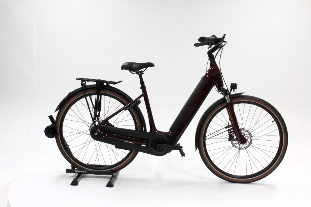 06: Cube Supreme Hybrid Pro