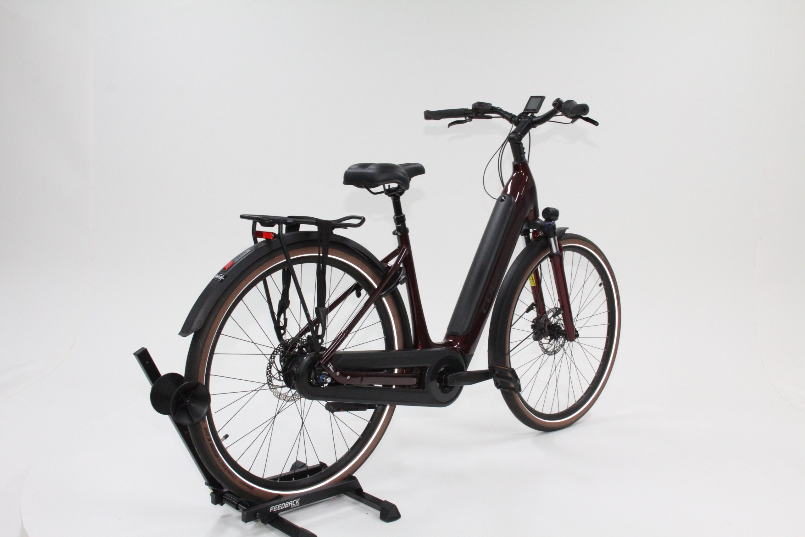 06: Cube Supreme Hybrid Pro