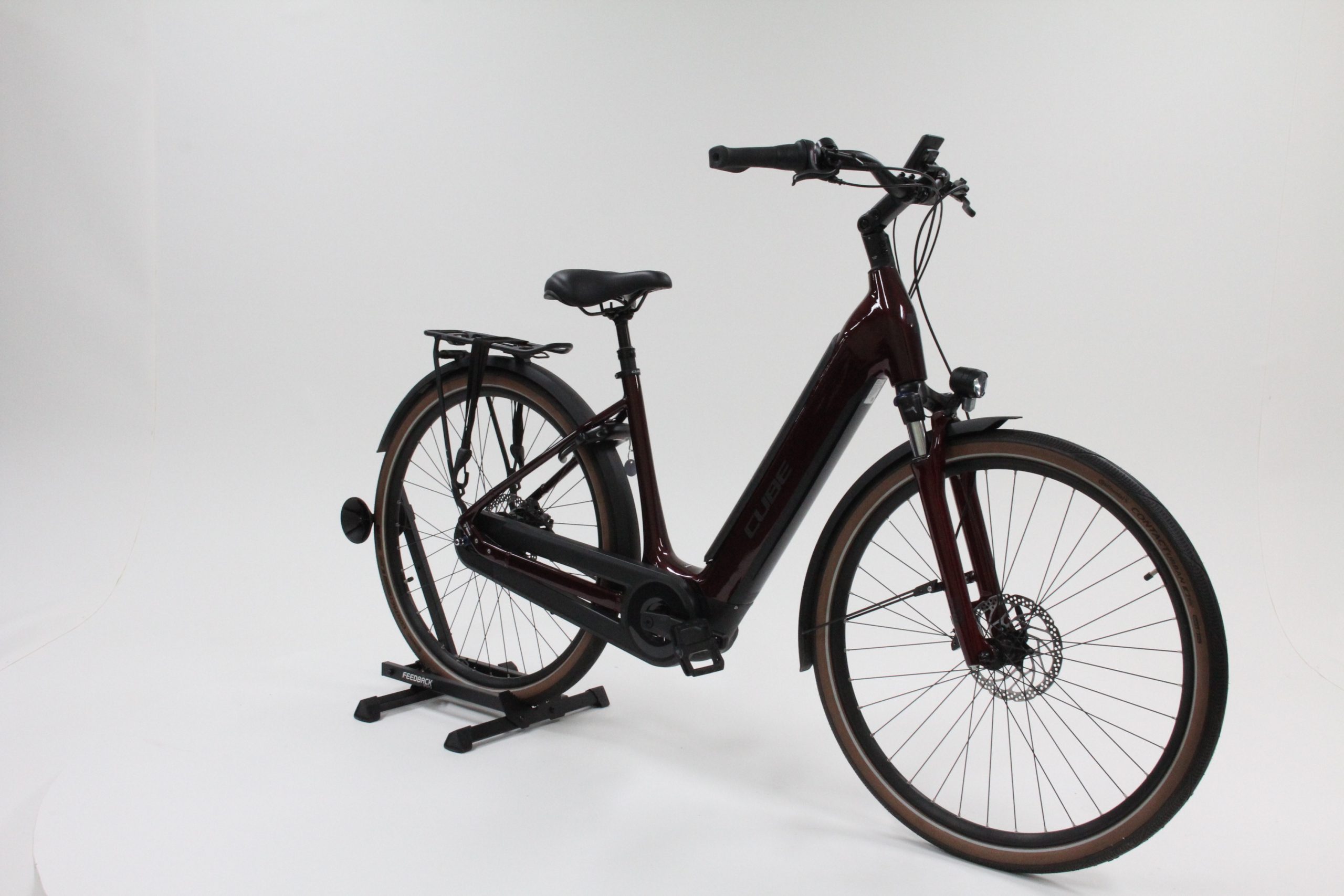 06: Cube Supreme Hybrid Pro