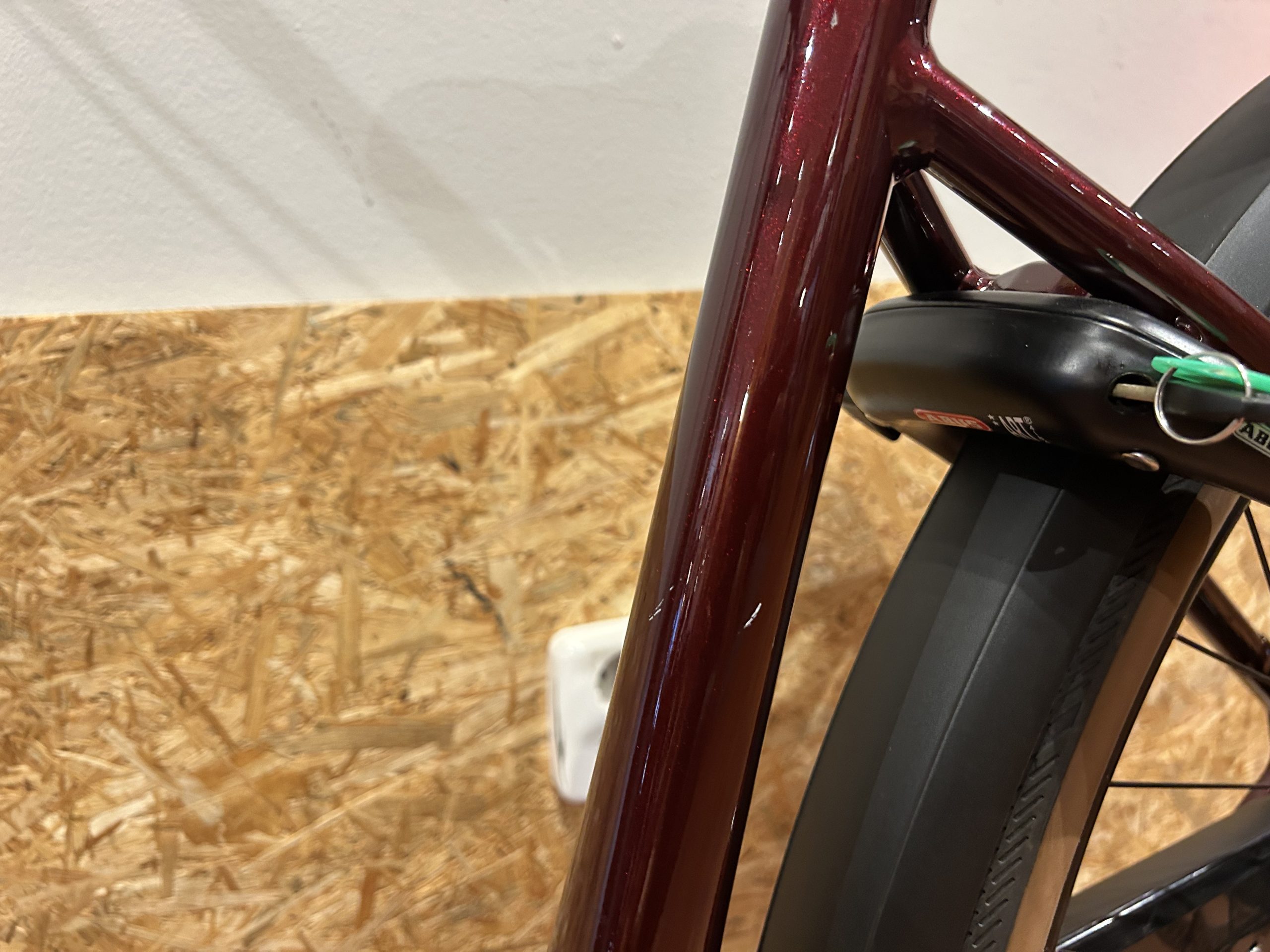 06: Cube Supreme Hybrid Pro