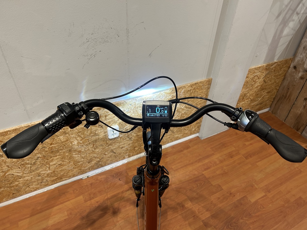 33: Sparta A-lane Energy F8E