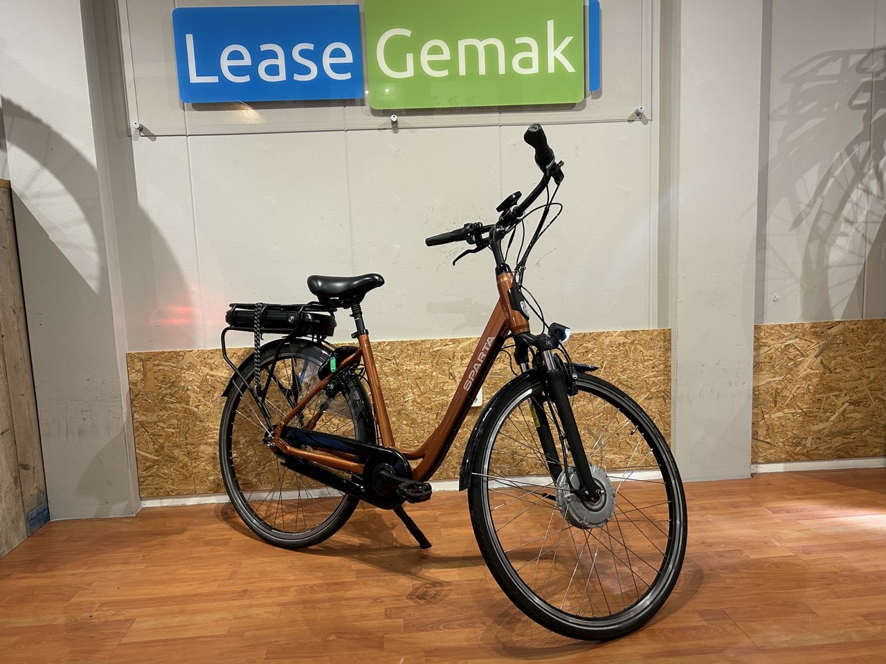 33: Sparta A-lane Energy F8E