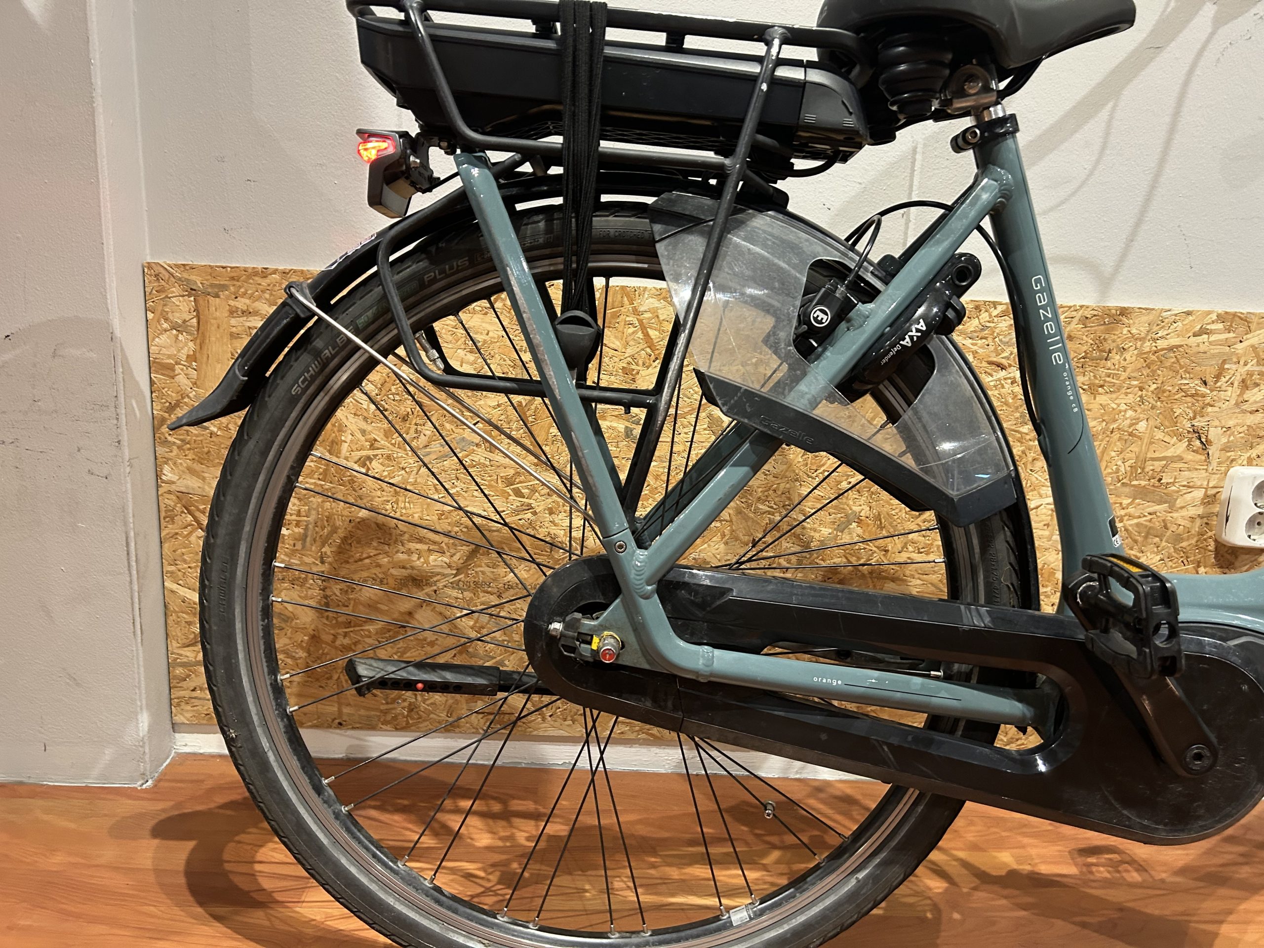 59: Gazelle Orange C8