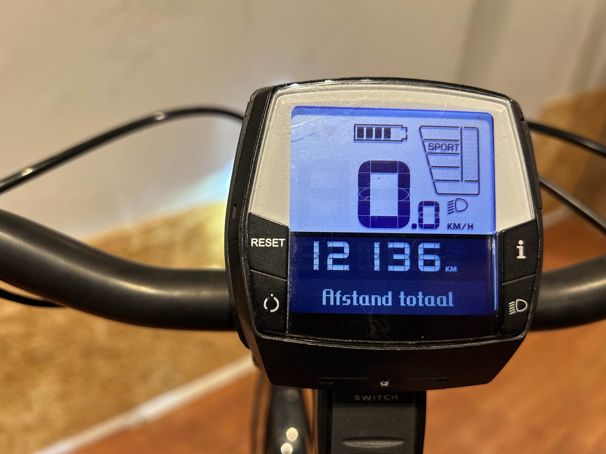 59: Gazelle Orange C8