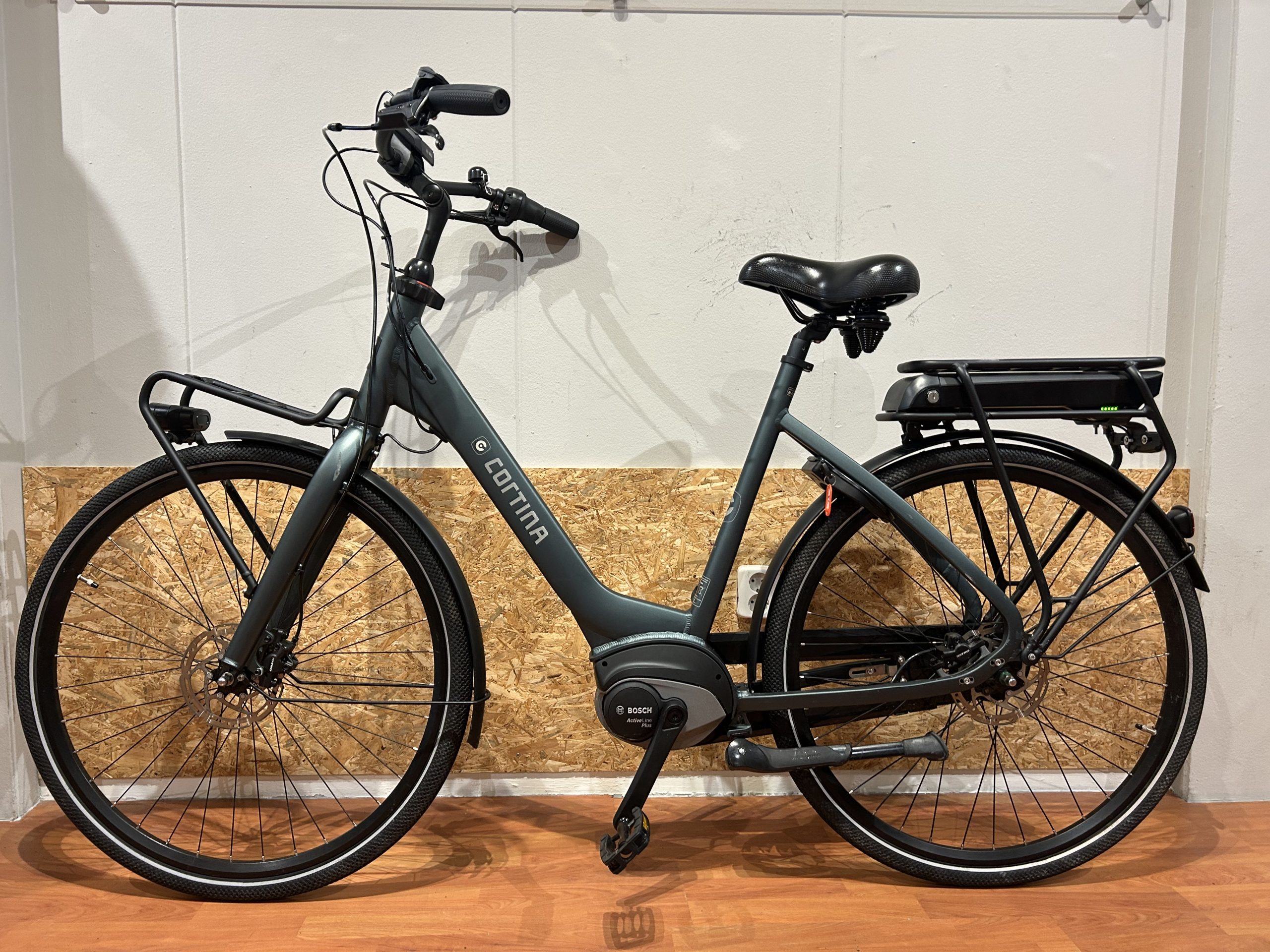 13: Cortina E-Common